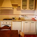 Authentic Pool House Apartman