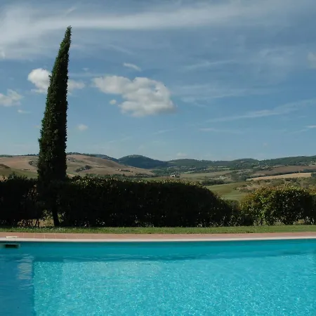 Authentic Pool House * Contignano