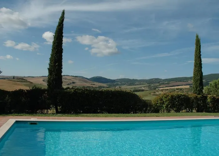 Authentic Pool House * Contignano